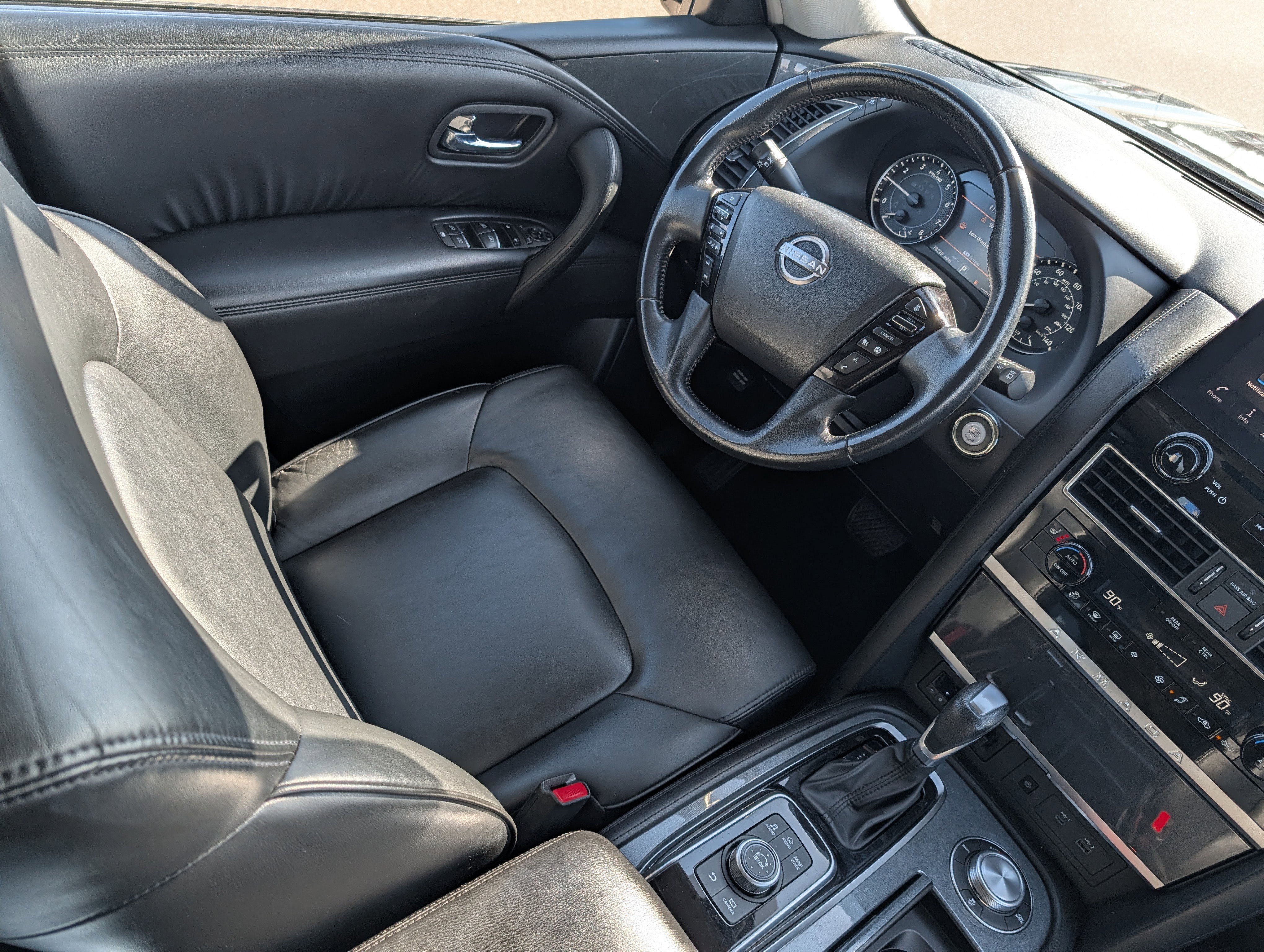 2021 Nissan Armada SV - Photo 9