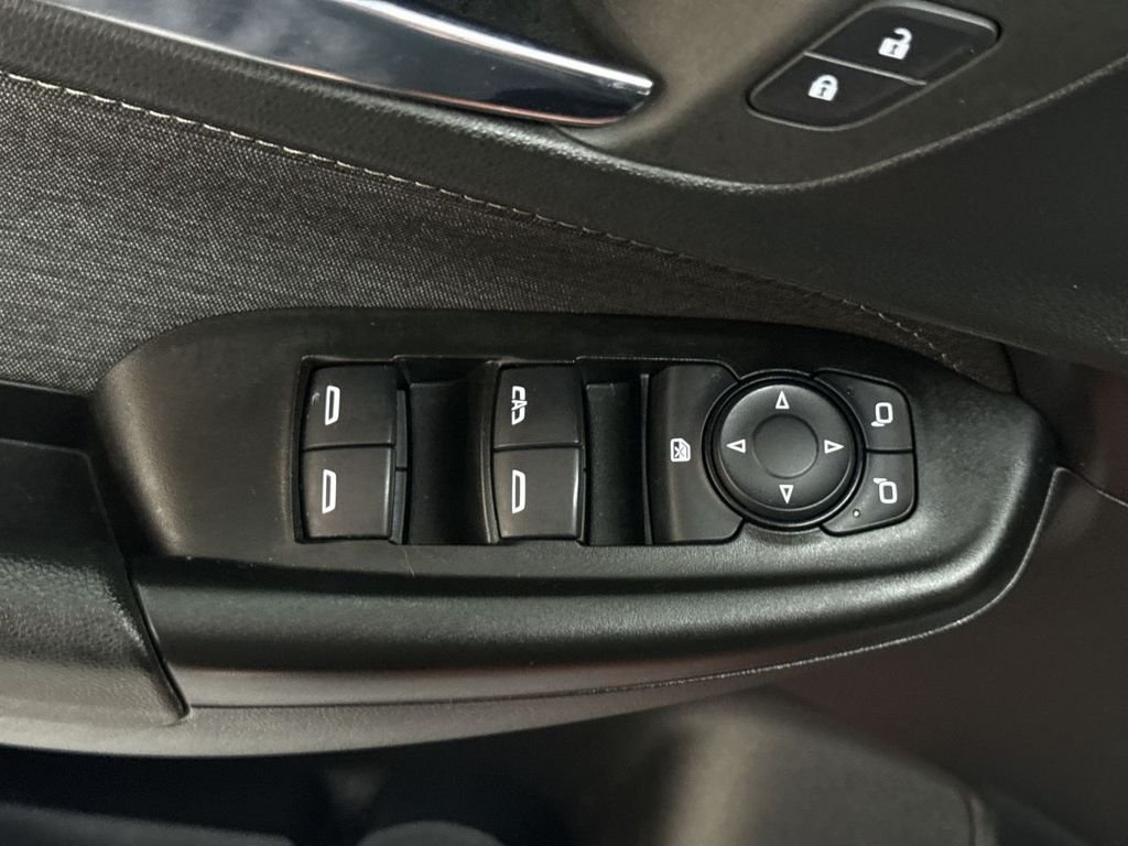 Used 2022 Orange Metallic Chevrolet ACTIV image 15