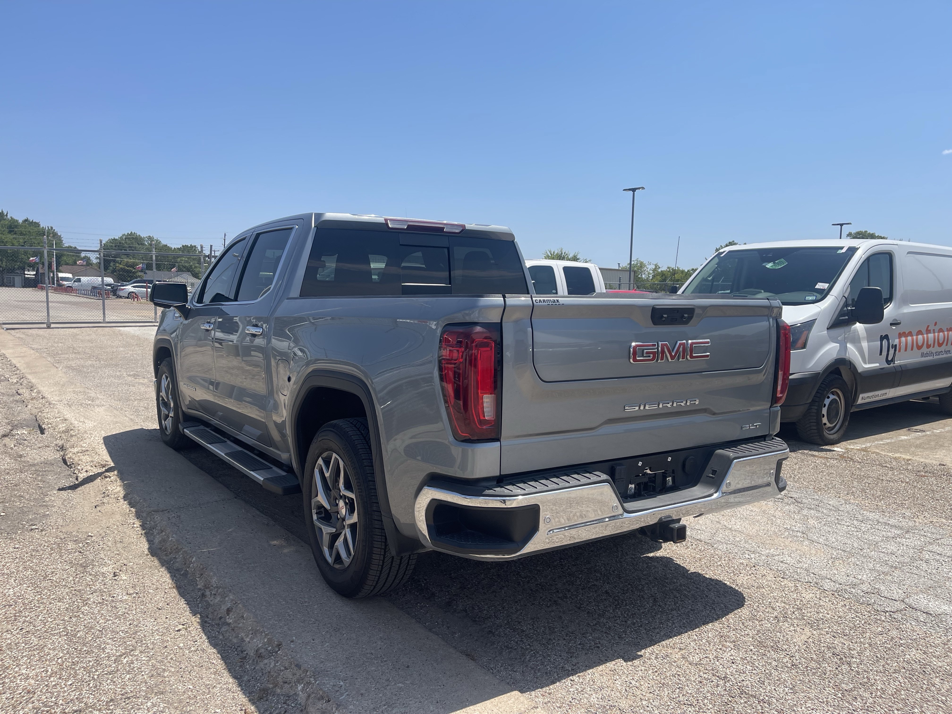 Used 2024 Sterling Metallic GMC SLT image 4