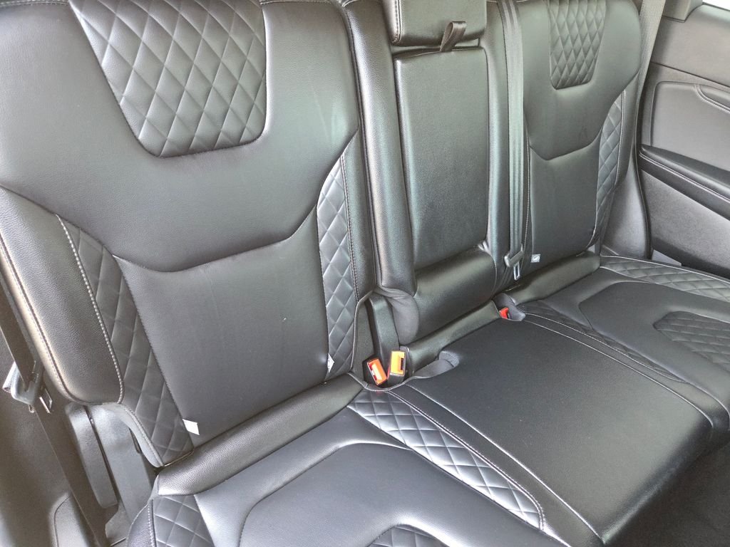 2024 Ford Edge Titanium - Photo 19