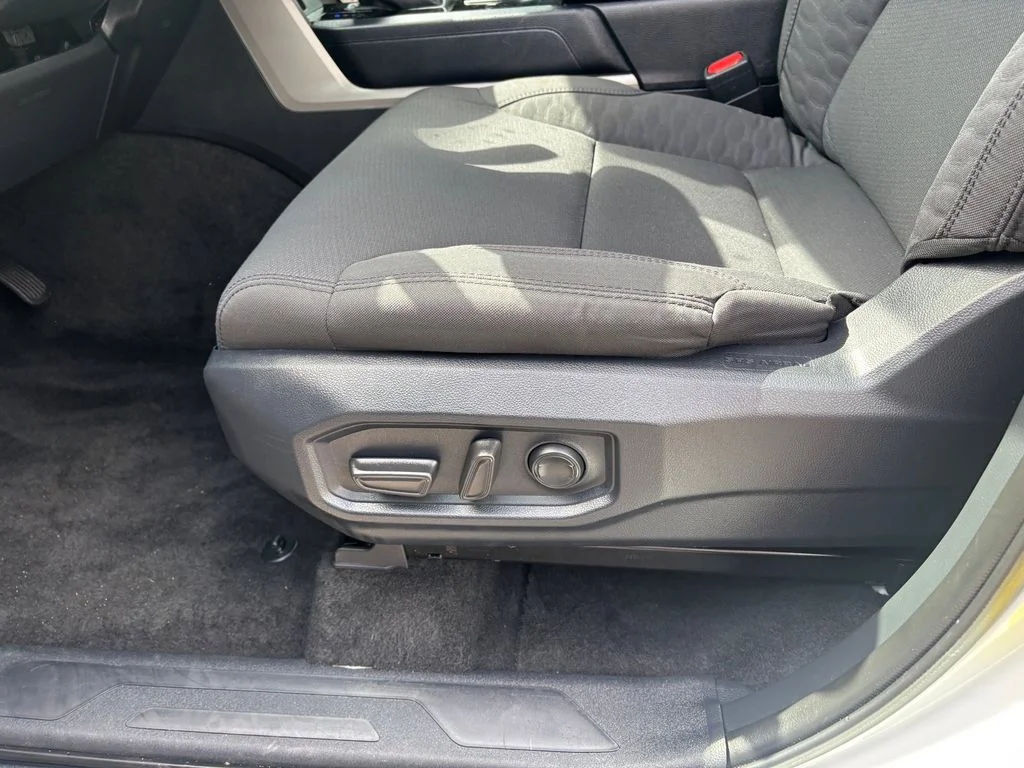 Used 2025 White Toyota SR5 image 25