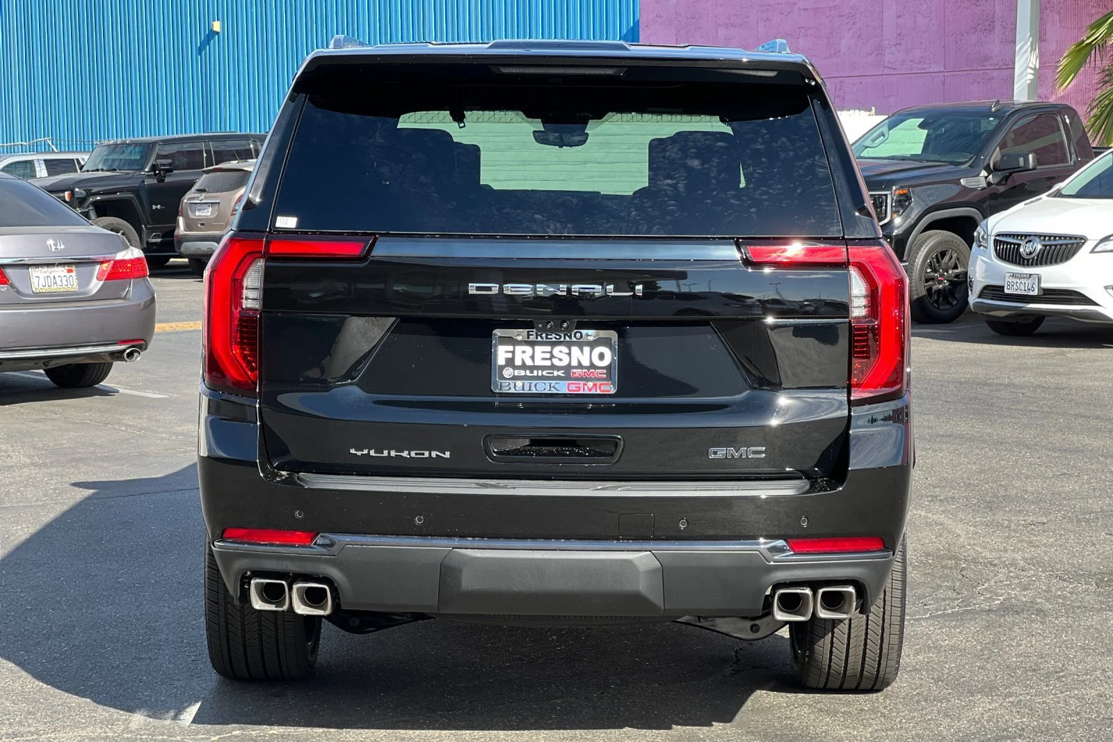 2026 GMC Yukon XL Denali Ultimate - Photo 6