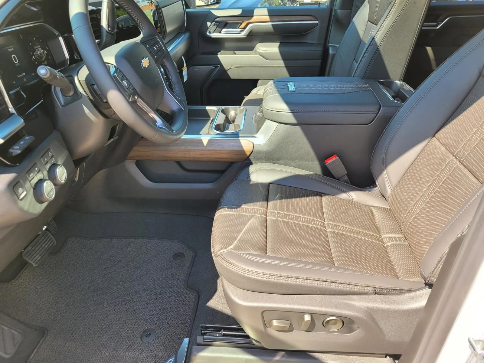 2026 Chevrolet Silverado 3500 HD High Country - Photo 15
