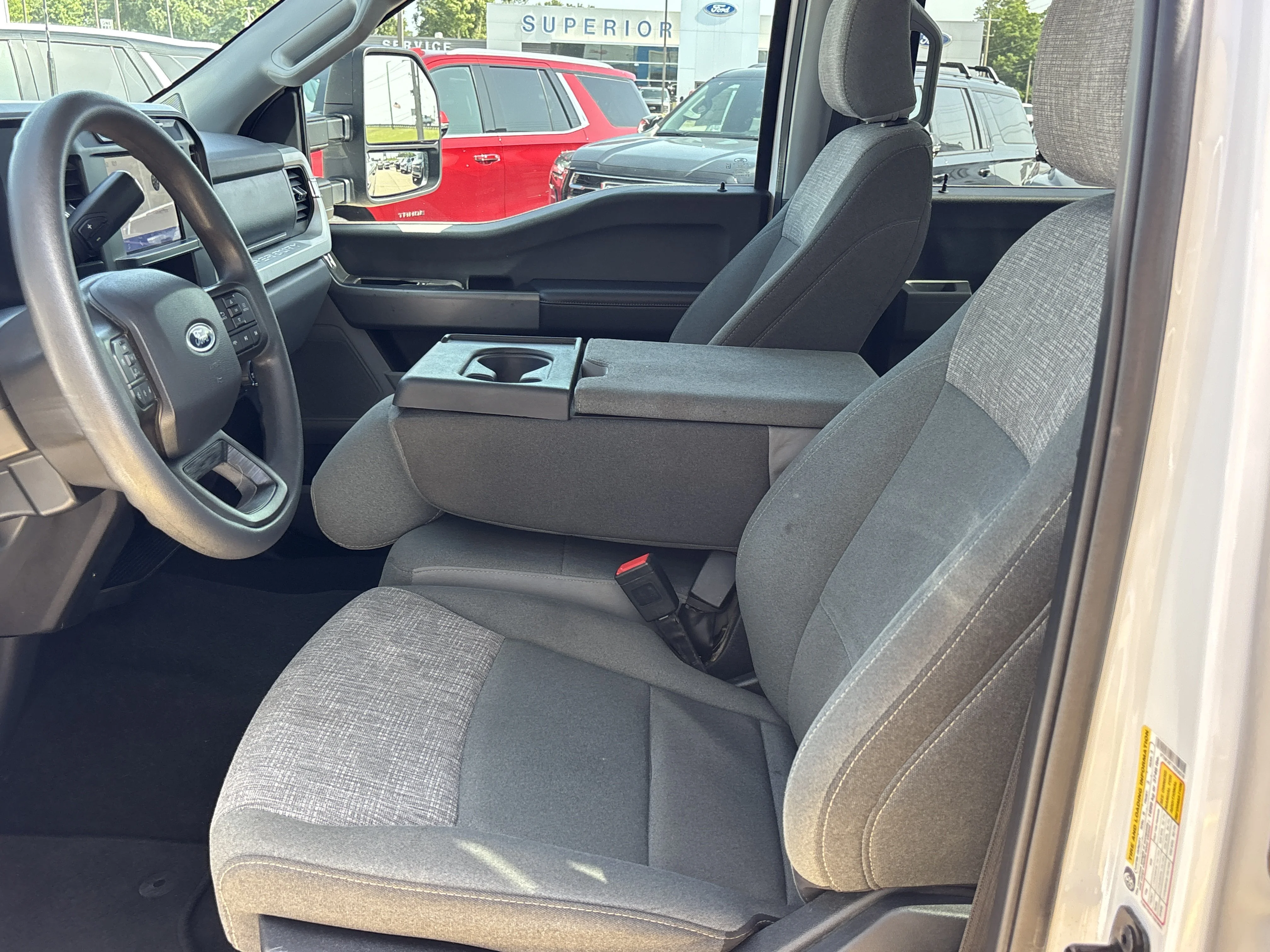 2024 Ford F-350 Super Duty XLT - Photo 17