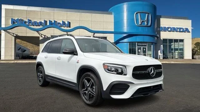 2023 Mercedes-Benz GLB GLB 250 4MATIC's photo