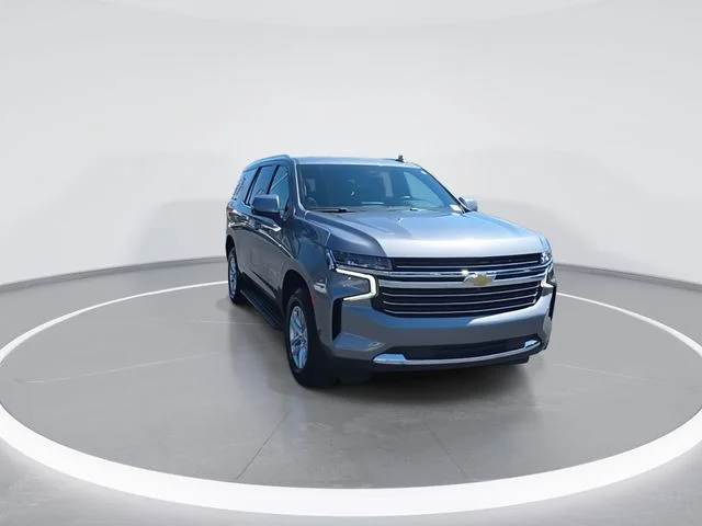 Used 2022 Gray Chevrolet LT image 3