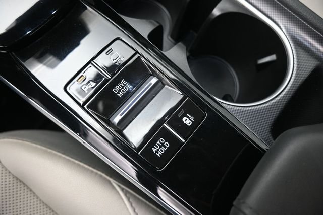 Used 2020 Gray Hyundai Limited image 8