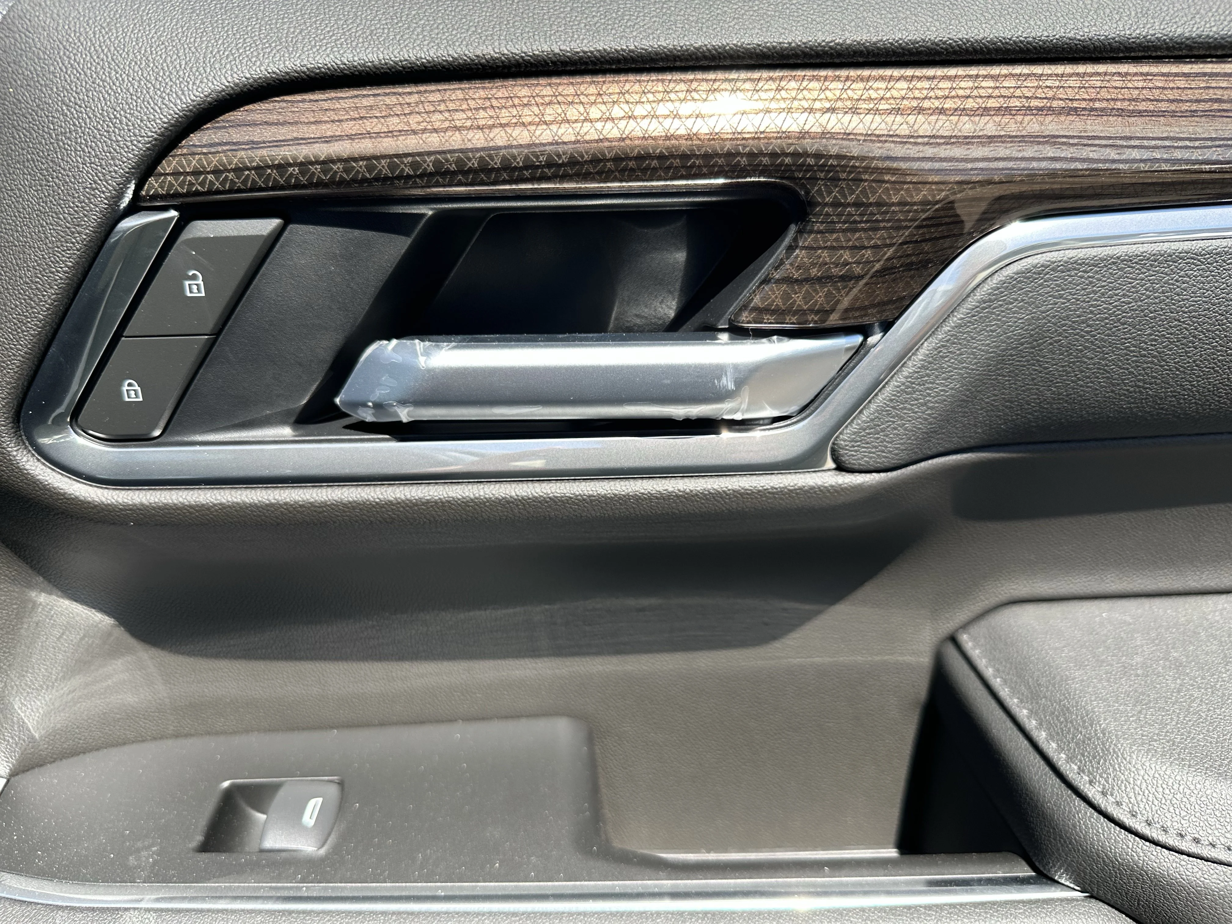 New 2026 Summit White Chevrolet LT Trail Boss image 21