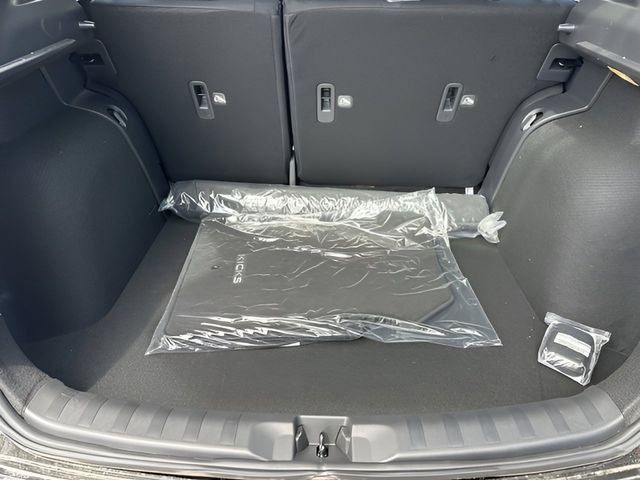 2025 Nissan KICKS PLAY Base - Photo 24