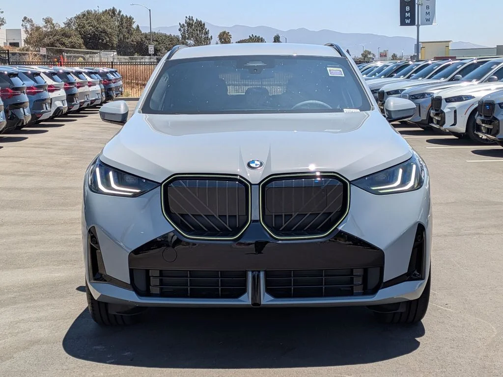 New 2026 Gray BMW 30 xDrive image 4