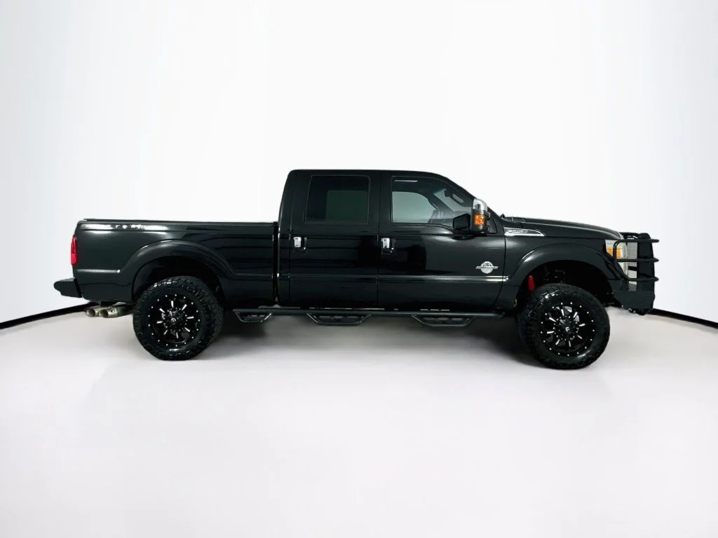 Used 2015 Tuxedo Black Metallic Ford Platinum image 9