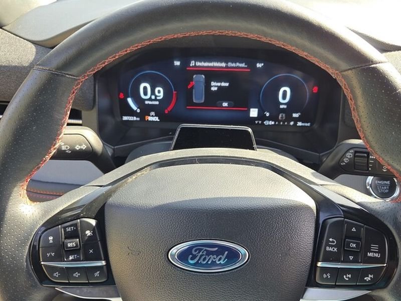 Used 2025 Carbonized Gray Metallic Ford ST-Line image 23