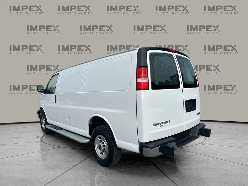 Used 2023 White GMC Work Van image 3