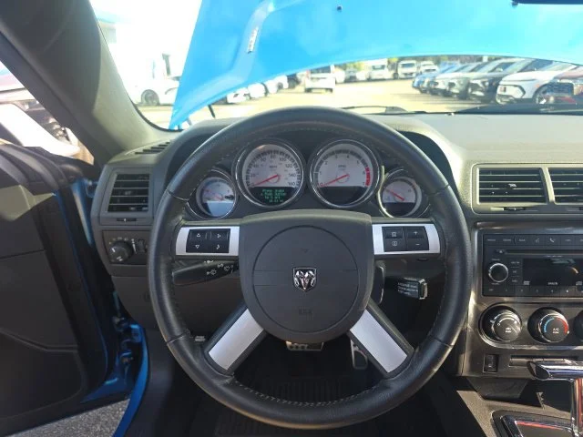 Used 2009 Blue Dodge R/T image 17