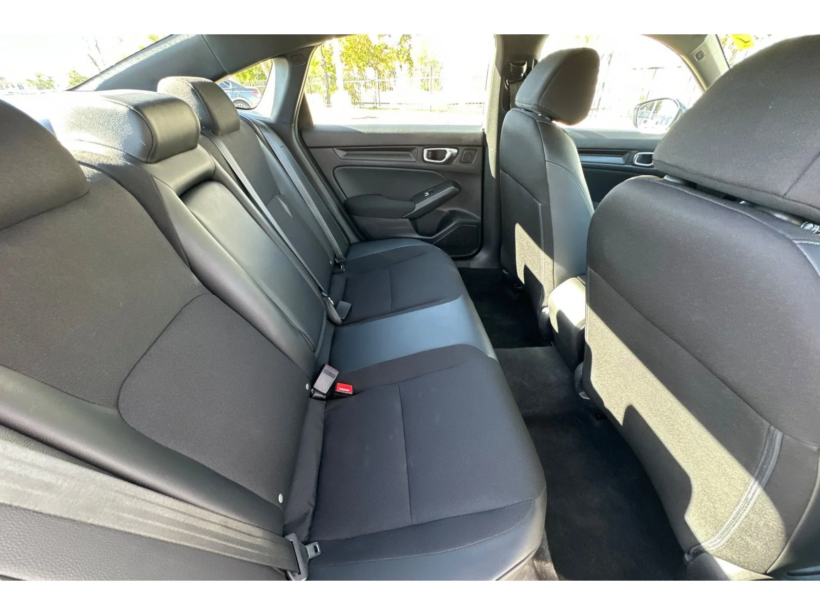 Used 2025 Platinum White Pearl Honda Sport image 15
