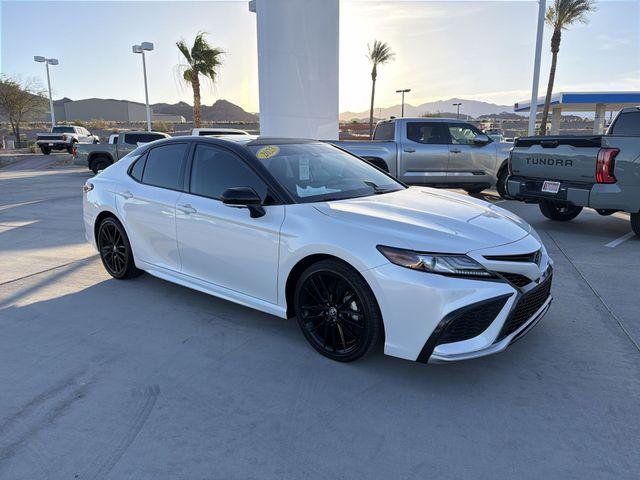 Certified Used 2023 MID BLK/WIND CHILL Toyota  image 3
