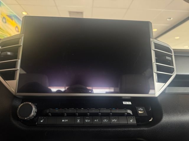 2026 Toyota Tundra SR5 - Photo 20