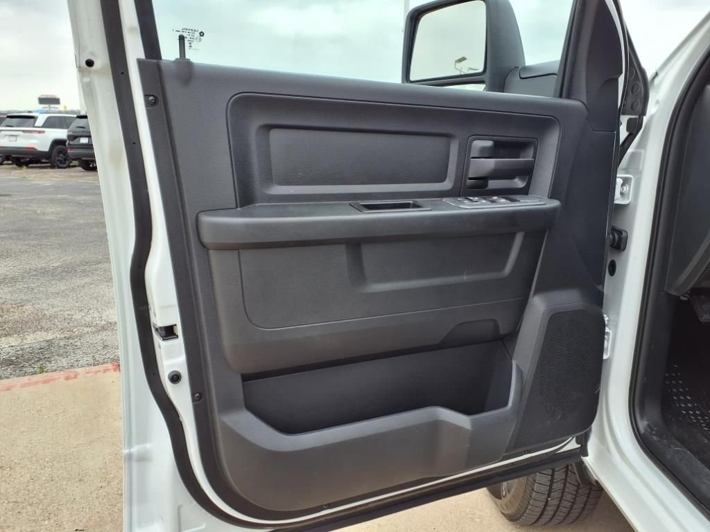 New 2025 Bright White Clear-Coat Exterior Paint RAM Tradesman image 8