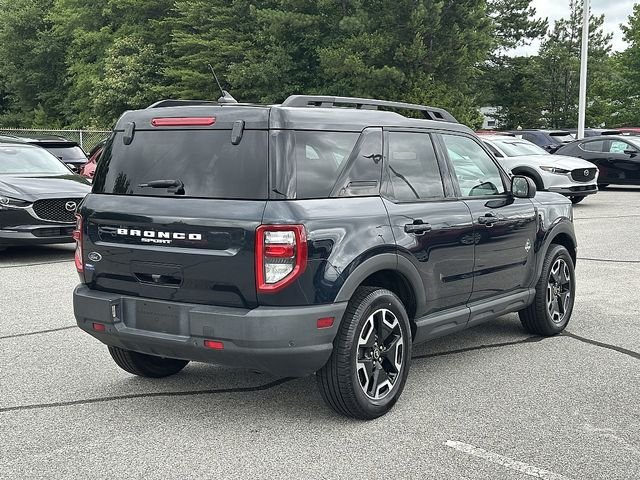Used 2022 Blue Ford Outer Banks image 7
