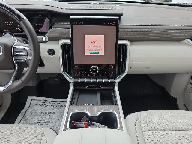 2026 GMC Acadia Denali - Photo 13