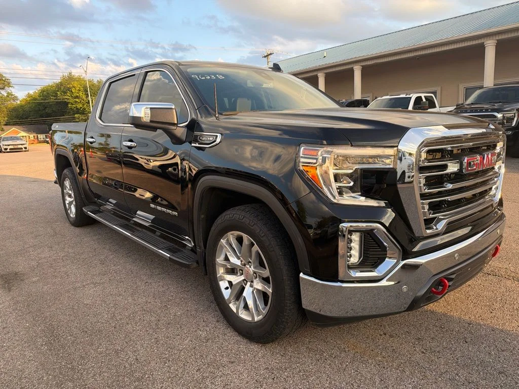 Used 2019 Onyx Black GMC SLT image 1