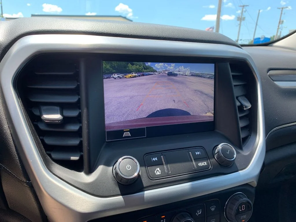 Used 2023 Red GMC SLT image 25