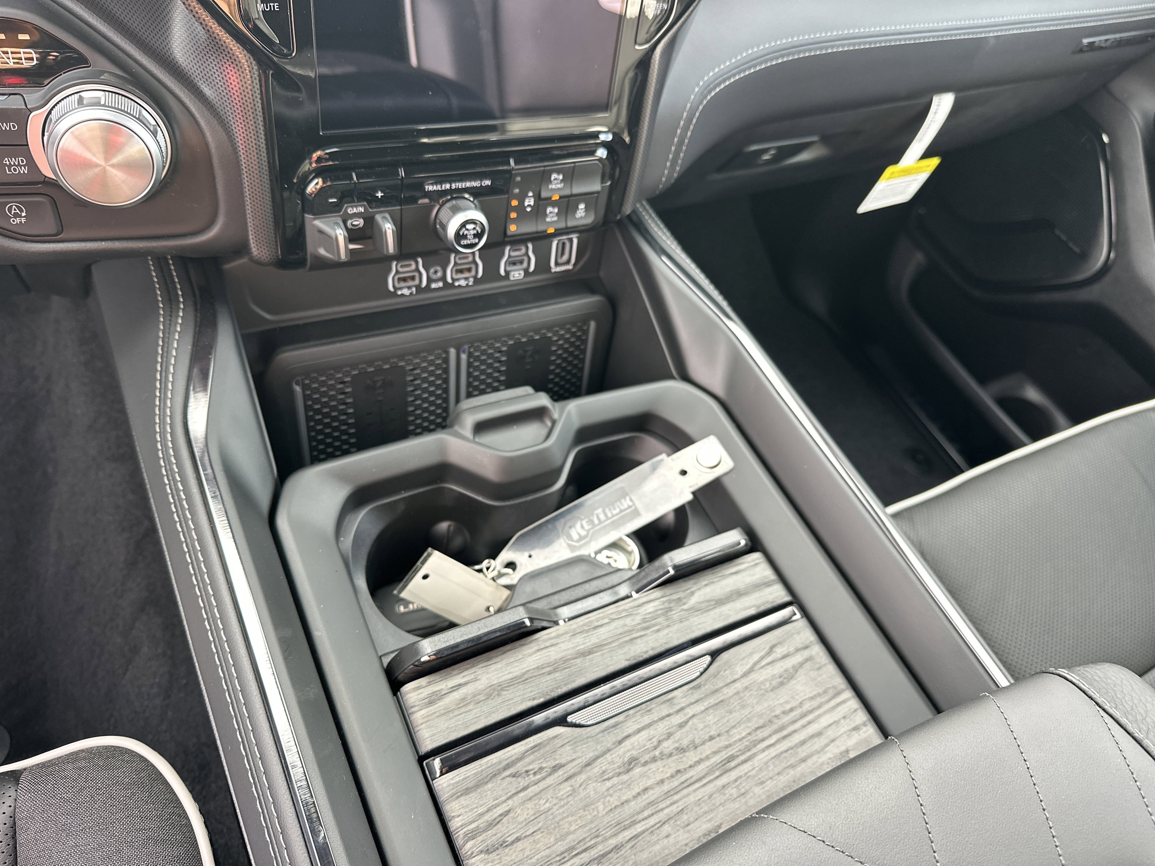 2026 RAM 1500 Limited - Photo 32