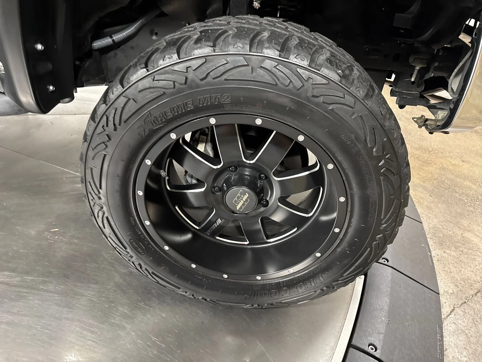 Used 2021 Magnetic Gray Metallic Toyota SR5 image 9