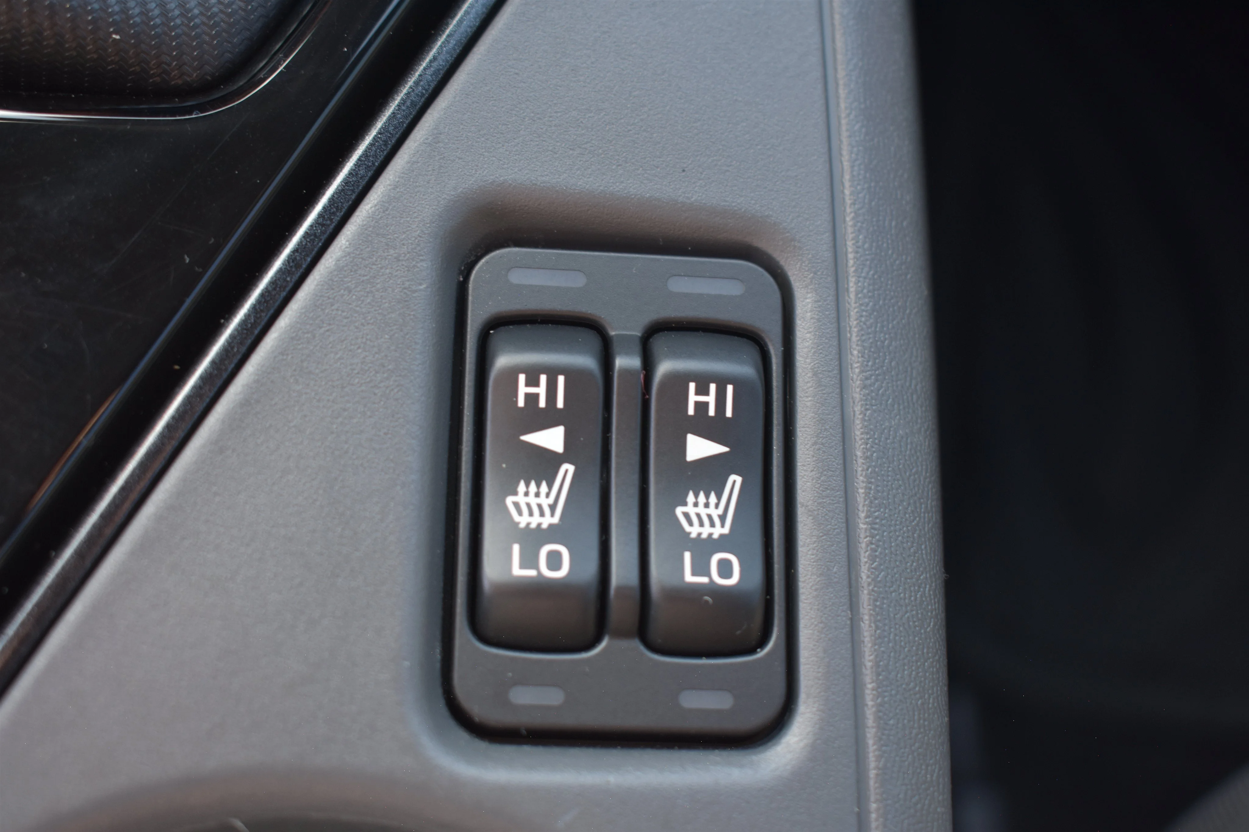 Used 2024 Ice Silver Metallic Subaru Sport image 25
