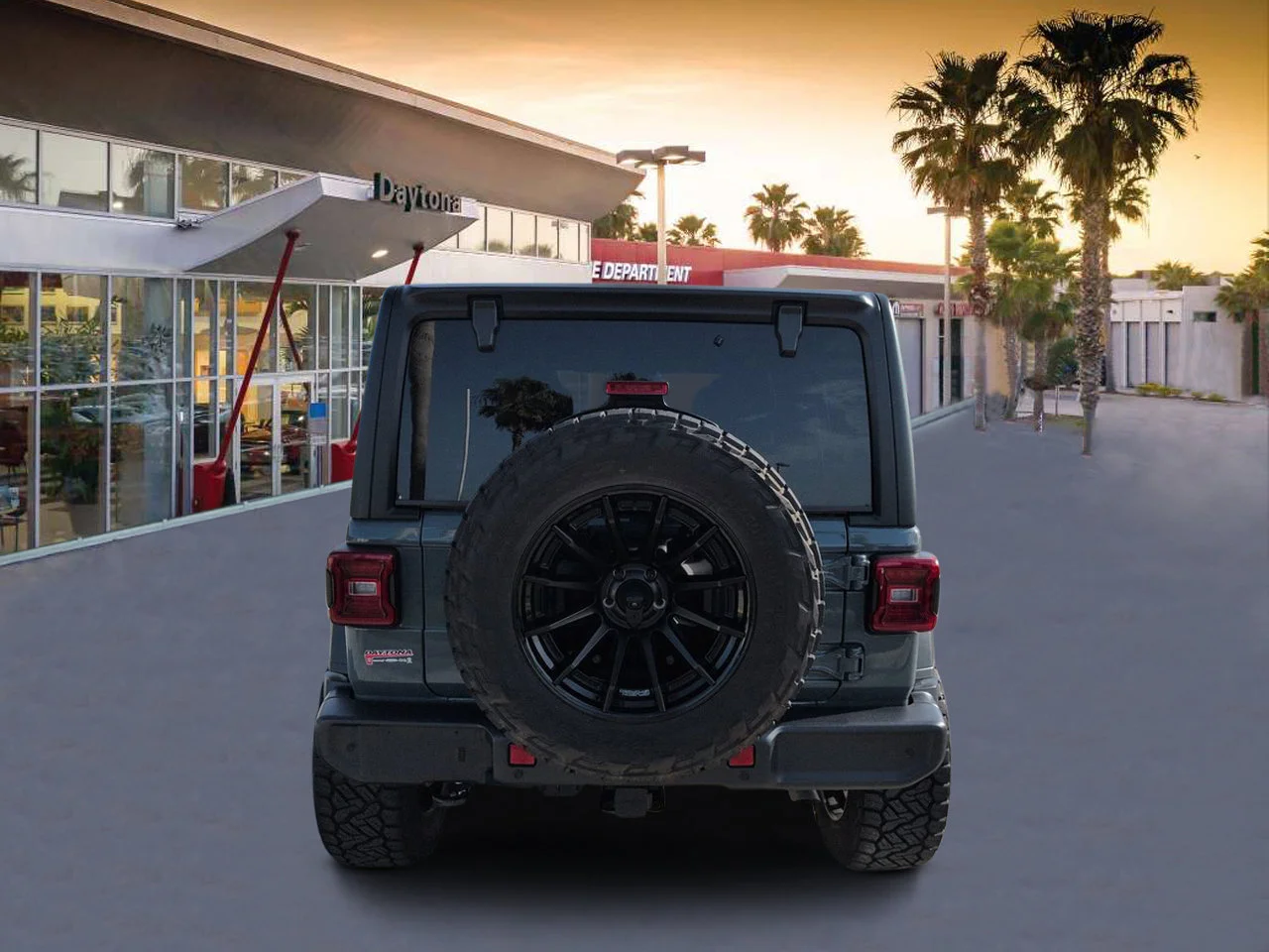 Used 2025 Anvil Clearcoat Jeep Sport S image 4