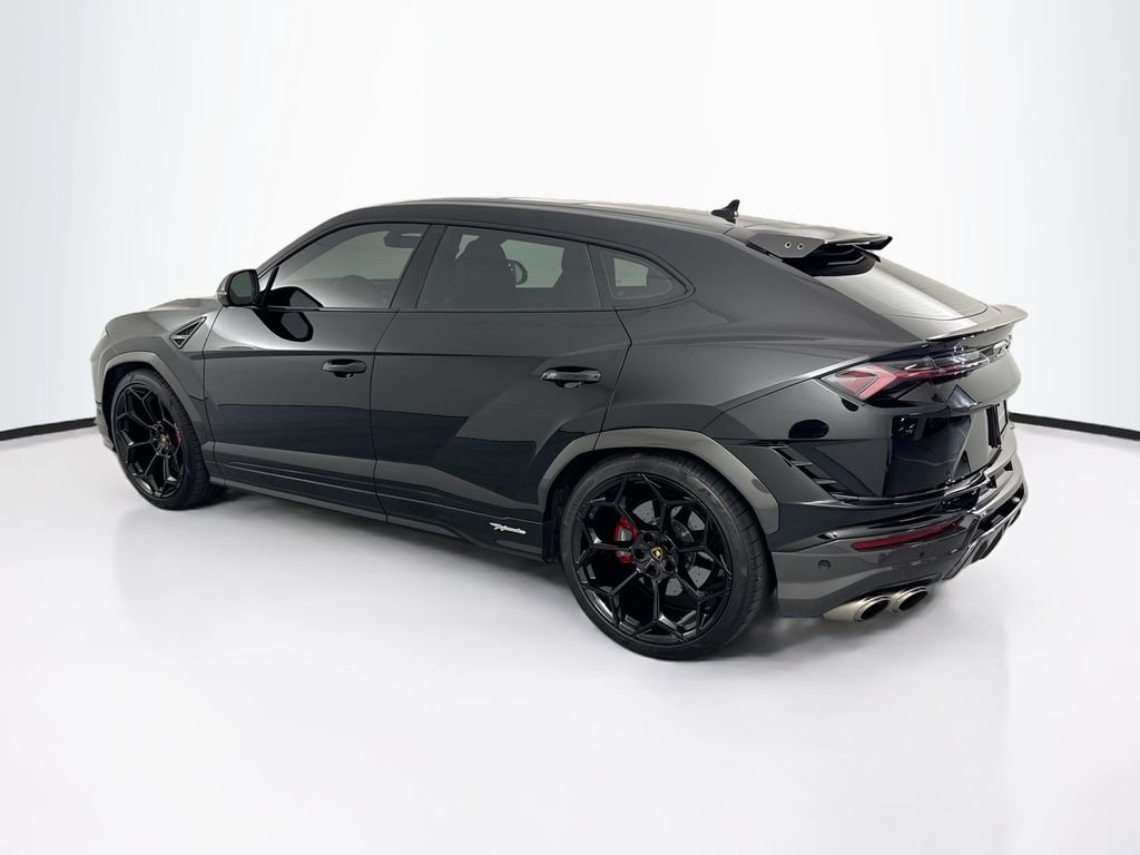 Used 2024  Lamborghini Performante image 7