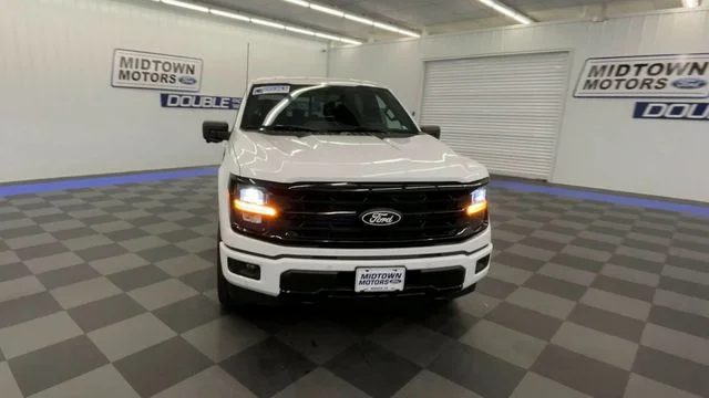 New 2026 White Ford XLT image 3