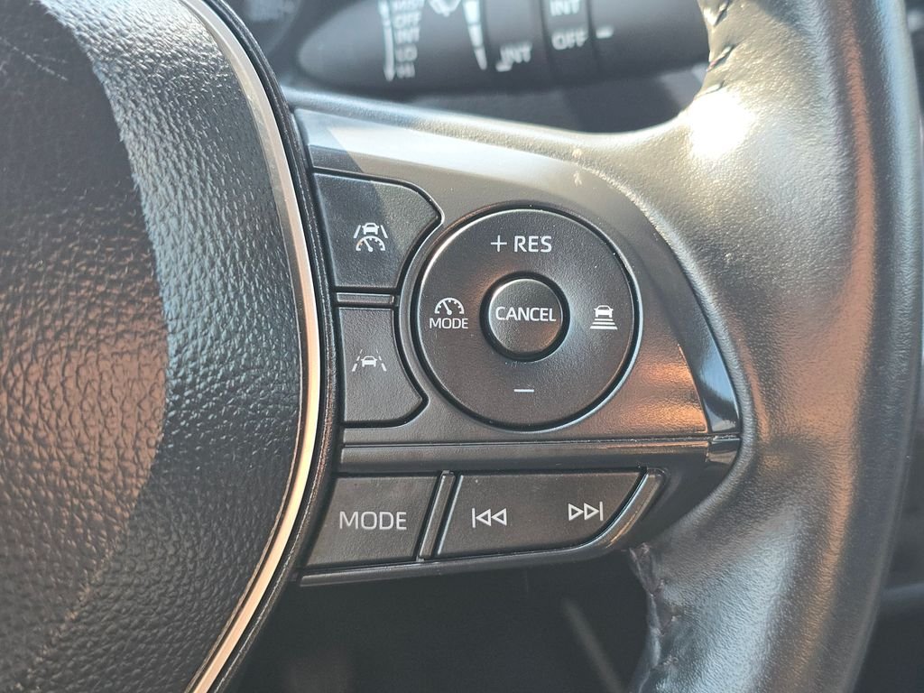 Used 2025 Silver Toyota LE image 35
