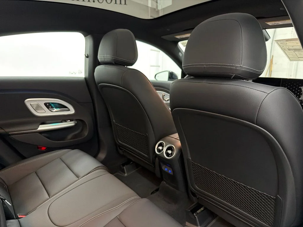 New 2027 Black Mercedes-Benz  image 31