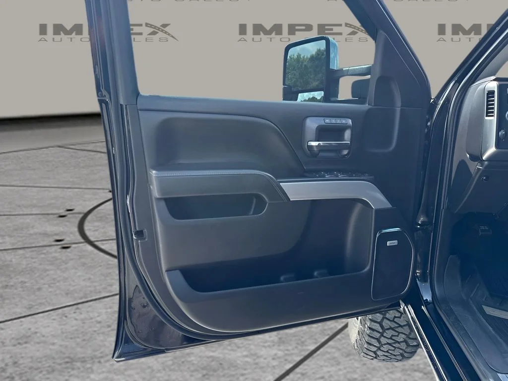 Used 2018 Black Chevrolet LTZ image 16