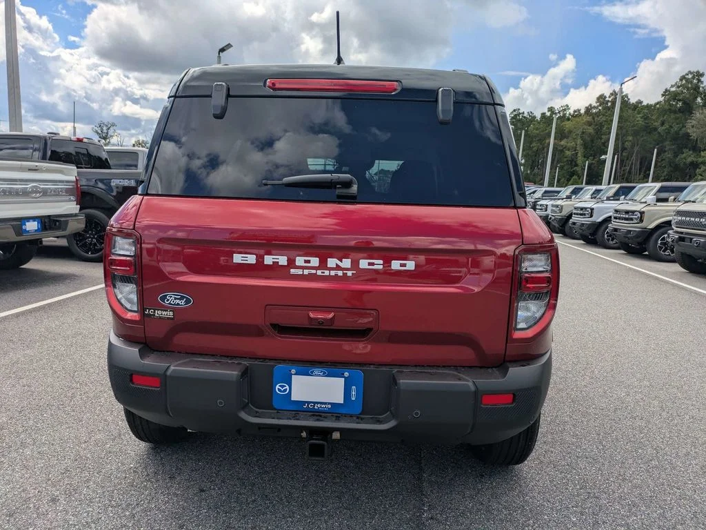 New 2026 Ruby Red Metallic Tinted Clearcoat Ford Outer Banks image 5
