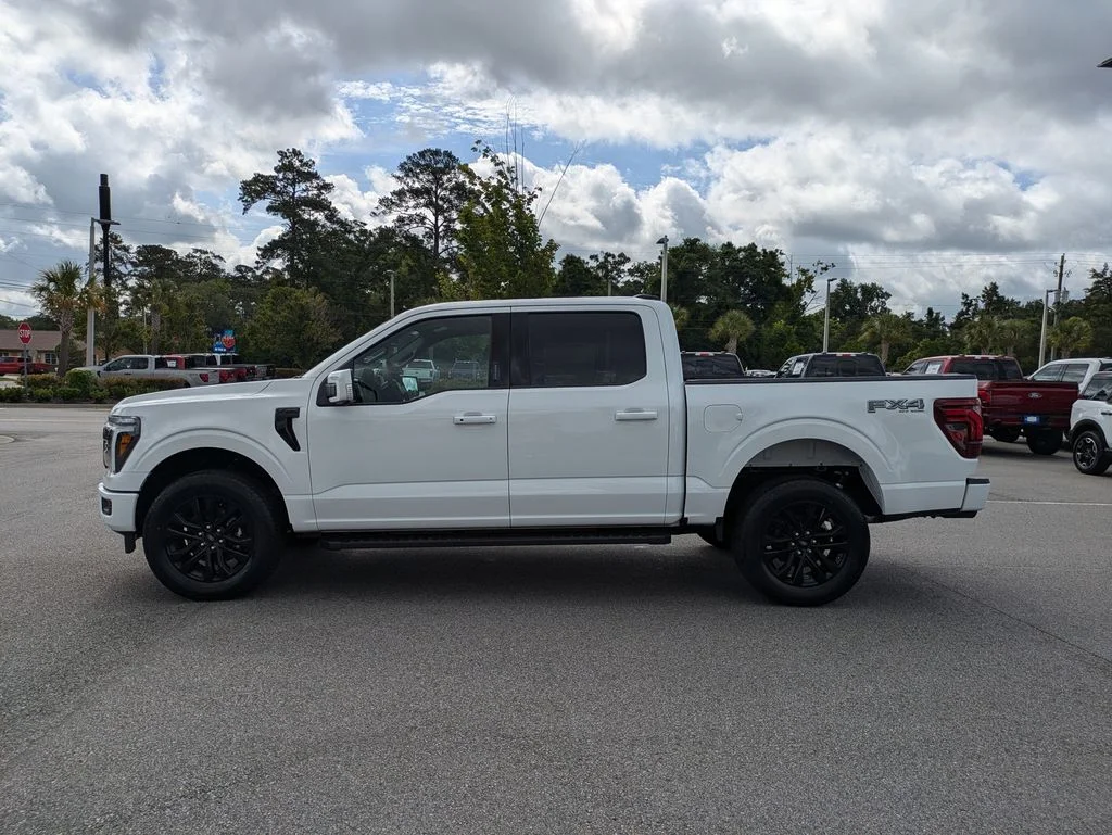 New 2026 Oxford White Ford Lariat image 7