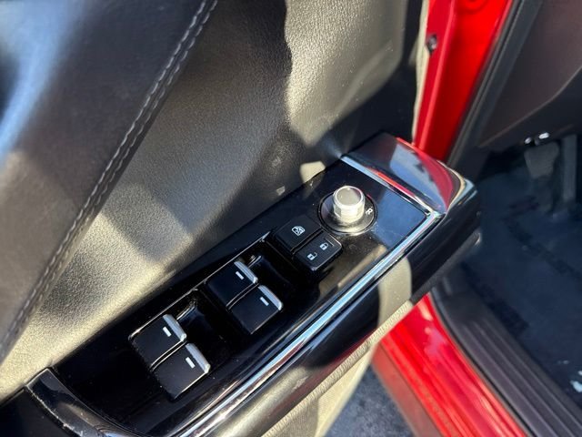 Used 2018 Red Mazda Touring image 17