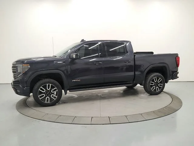 Used 2023 Titanium Rush Metallic GMC AT4 image 4
