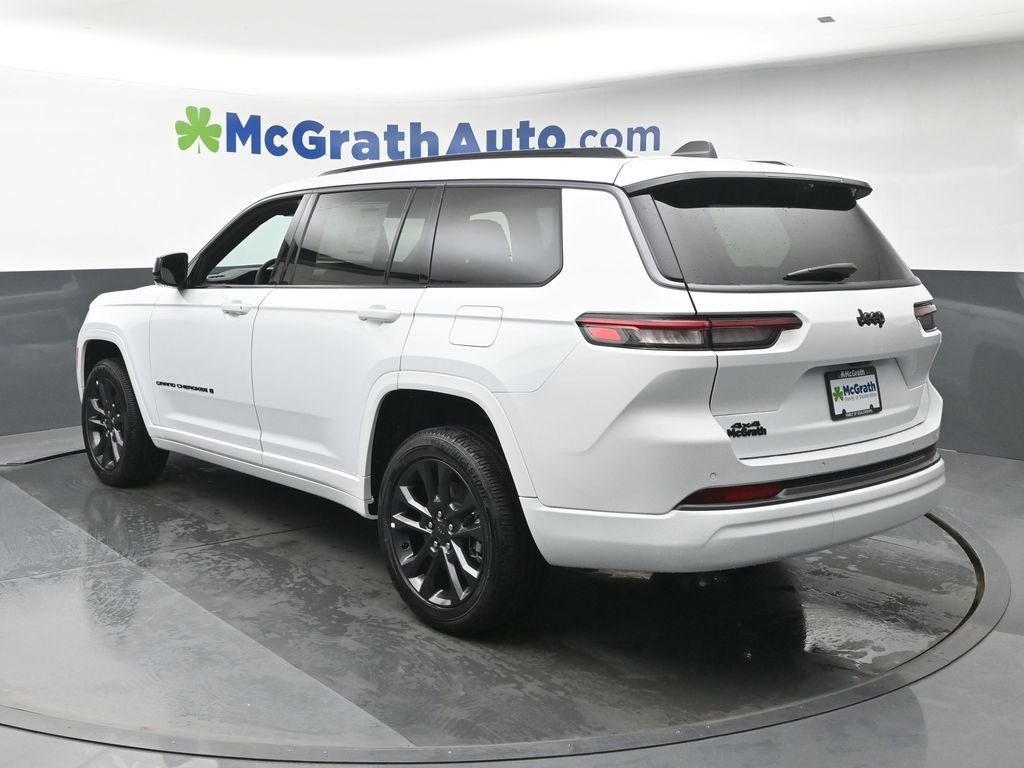 New 2026 Bright White Clear-Coat Exterior Paint Jeep Limited image 26