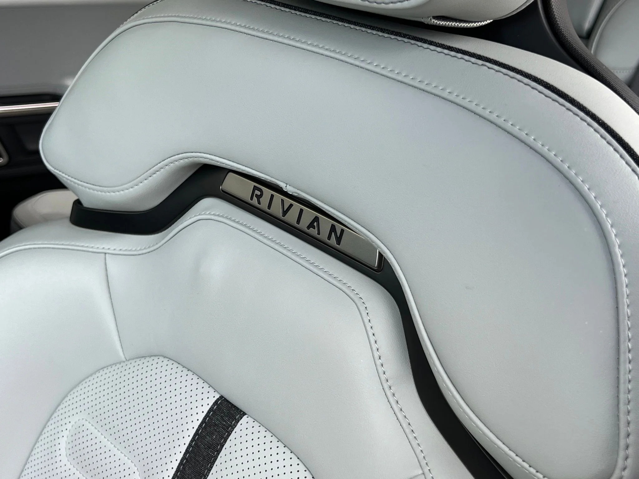 Used 2024 Blue Rivian Adventure image 24