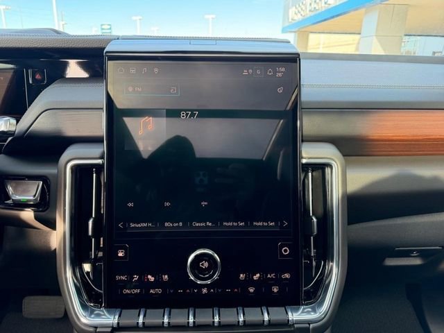 2026 GMC Yukon XL Denali - Photo 19