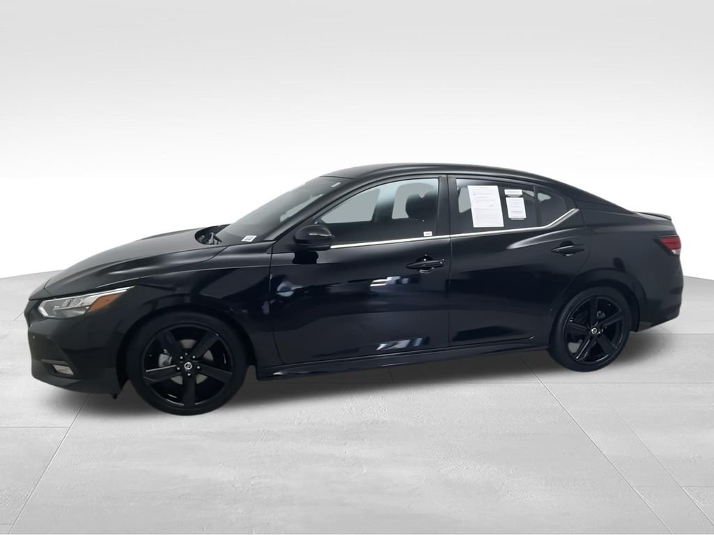 Used 2022 Black Nissan SR image 5
