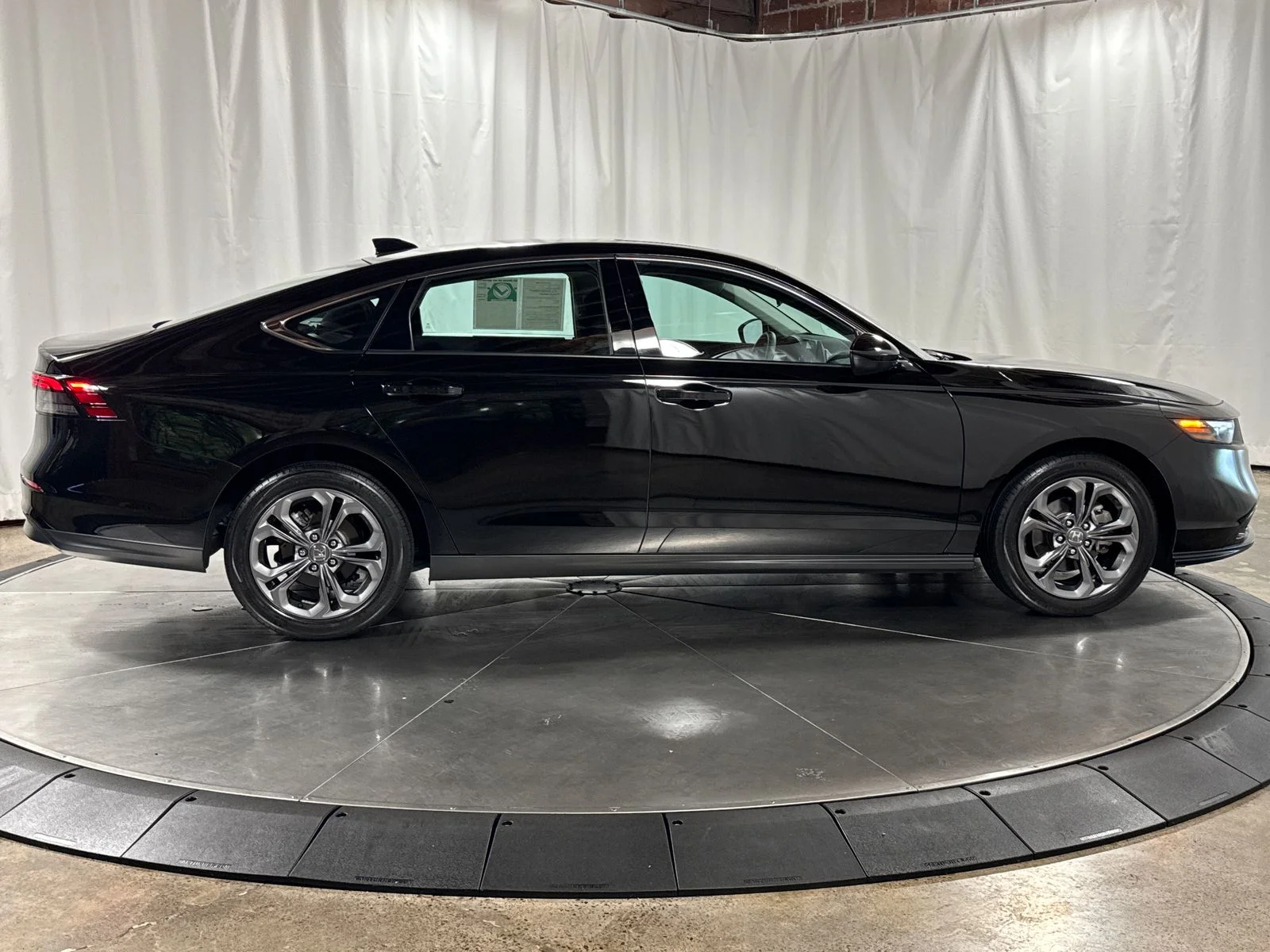 Certified Used 2023 Crystal Black Pearl Honda EX image 6