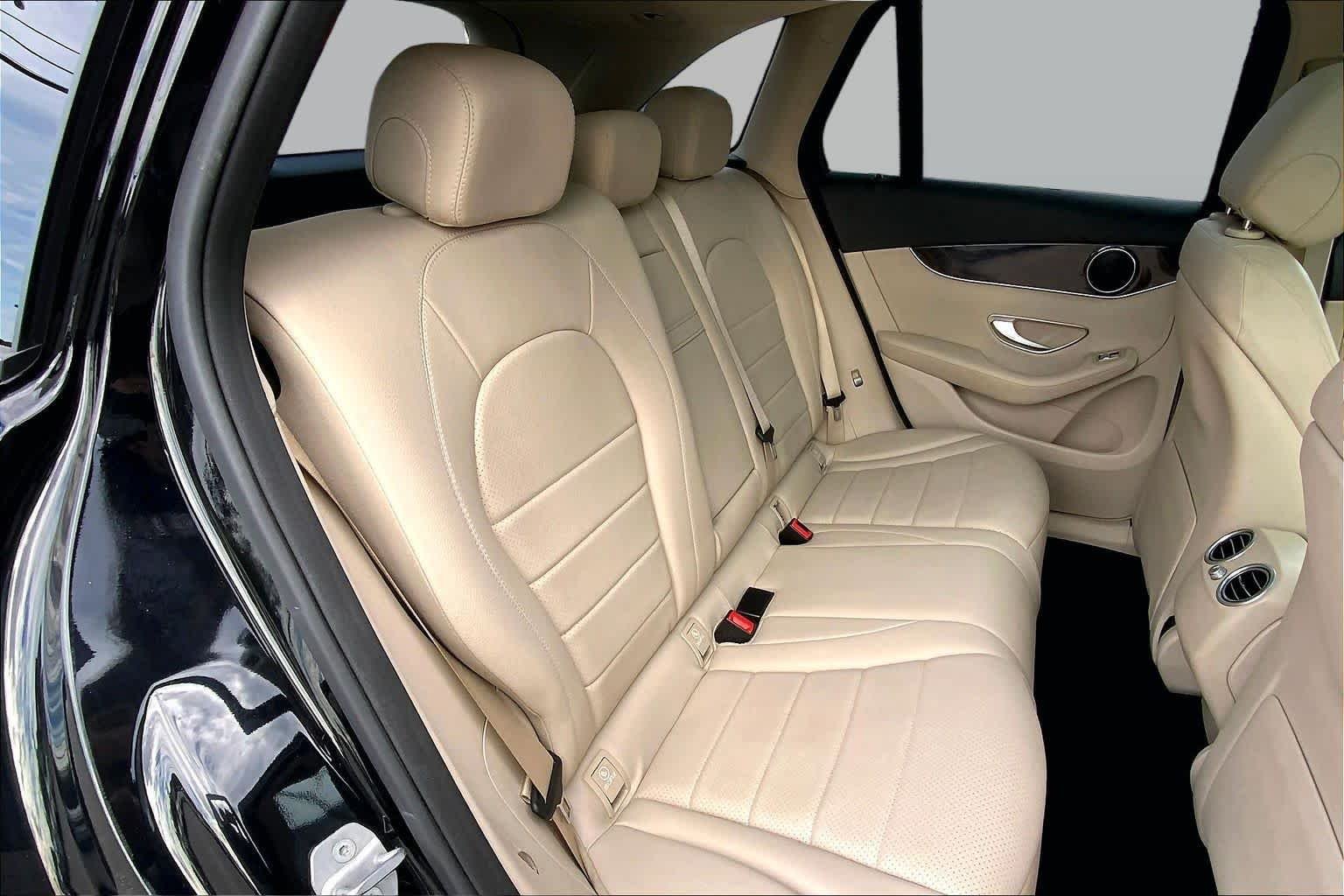 Used 2018 Black Mercedes-Benz GLC 300 image 19