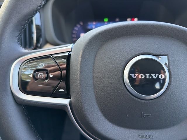 New 2026 Vapour Grey Volvo Plus image 25