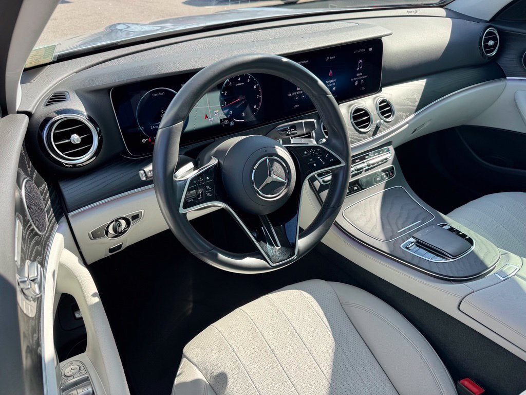 2022 Mercedes-Benz E-Class E350 - Photo 18