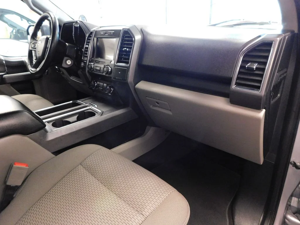 Used 2020 Iconic Silver Metallic Ford XLT image 45