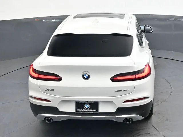 Used 2021 White BMW xDrive30i image 30