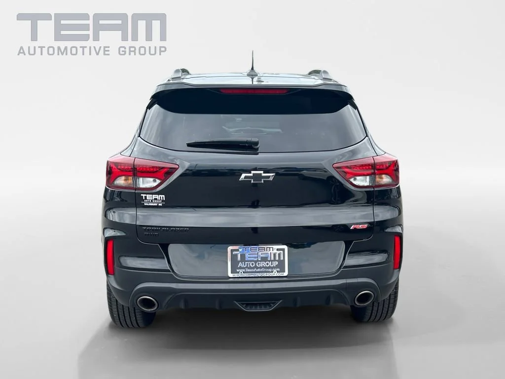 Used 2023 Mosaic Black Metallic Chevrolet RS image 6